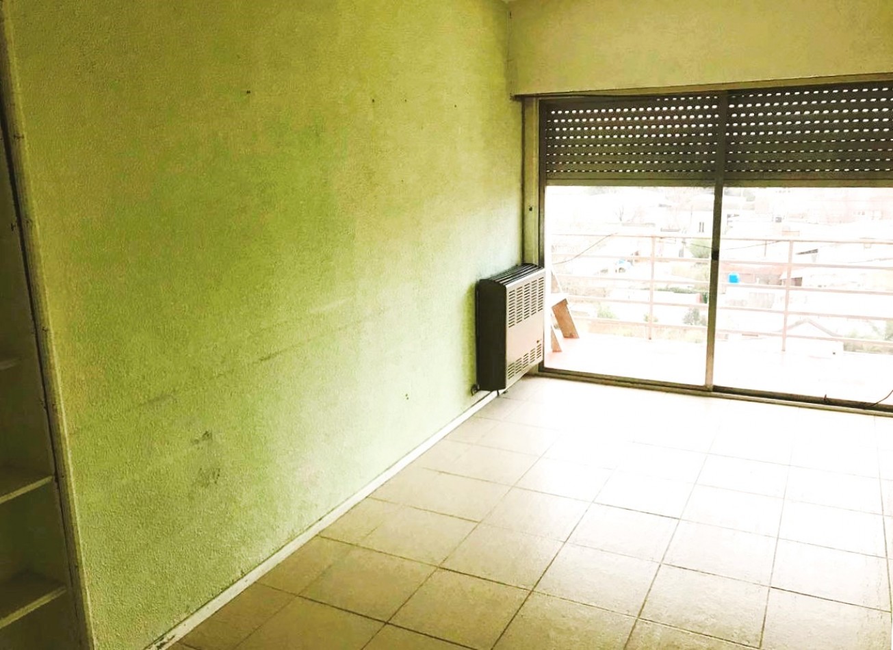 DEPARTAMENTO CENTRICO, MUY LUMINOSO PISO 7