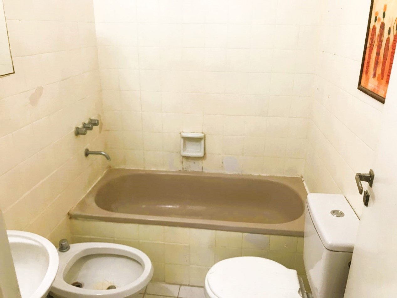 DEPARTAMENTO CENTRICO, MUY LUMINOSO PISO 7