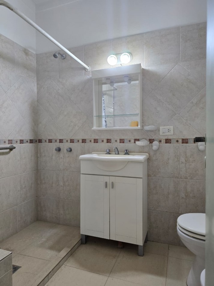 ¡VENTA! Gral. Madariaga, Bs. As. casa en esquina